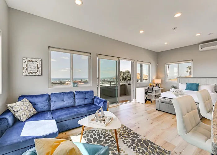 Private Ocean Beach Studio With Ocean Views!